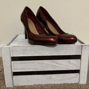 ♥️🧡♥️ Heel shoes red shimmer Size 8.5